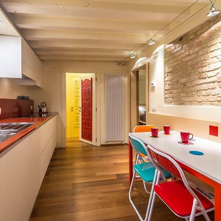 Apartments Moon Or Dama Βενετία Εξωτερικό φωτογραφία