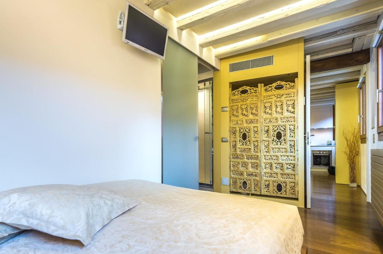 Apartments Moon Or Dama Βενετία Εξωτερικό φωτογραφία